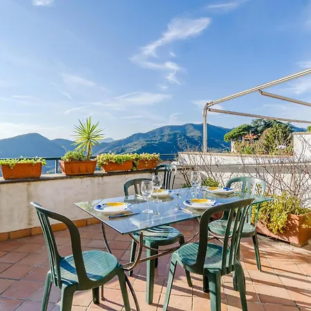 Pet Friendly In With Wifi Casa vacanze Leivi